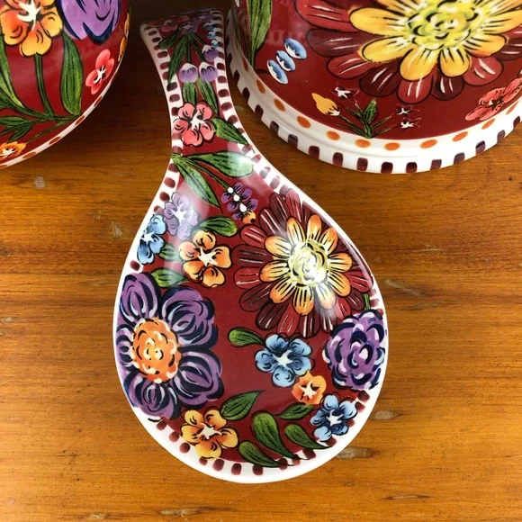 Dolly Parton Floral Kitchen Set - Picture 5 of 10